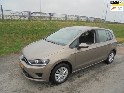 Volkswagen Golf Sportsvan Benzine