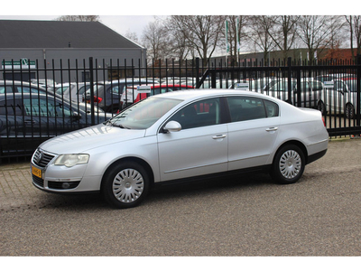 Volkswagen Passat 1.4 TSI Comfortline, Navigatie, Airco/ECC!