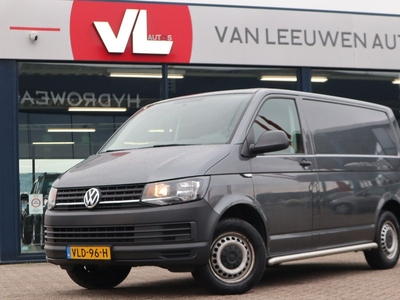 Volkswagen Transporter 2.0 TDI L1H1 | Navigatie | Airco | Trekhaak