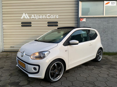 Volkswagen Up! 1.0 high up! BlueMotion PANO / Airco / LM. velgen