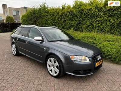 Audi S4 Avant 4.2 V8 S4 quattro Pro Line