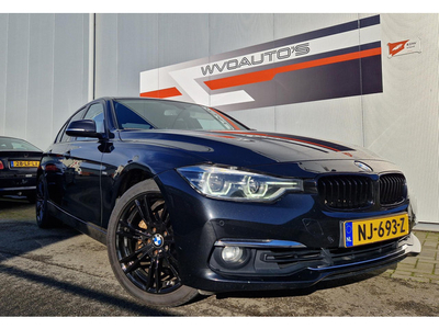 BMW 3-serie 320i Luxury