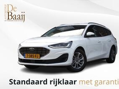 Ford FOCUS Wagon 1.0 EcoBoost Hybrid | Verwarmde stoelen, voorruit en stuurwiel | Camera | Apple carplay/ Android auto | Getint glas |