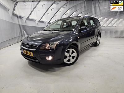 Ford Focus Wagon 1.8-16V Ambiente Flexifuel luxe uitvoering