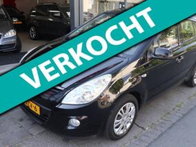 Hyundai I 20 1.2i DynamicVersion /DEALER ONDERHOUDEN / AIRCO /