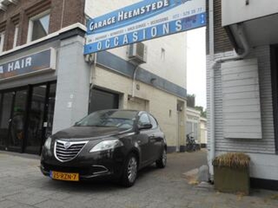 Lancia YPSILON 0.9