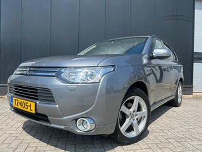 Mitsubishi OUTLANDER 2.0 PHEV Hybrid '15 Aut/Leder/Navi/18'Lmv/Camera/Nap