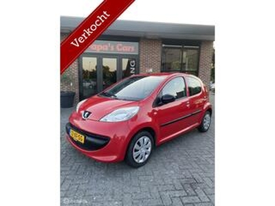 Peugeot 107 1.0-12V XS Urban Move