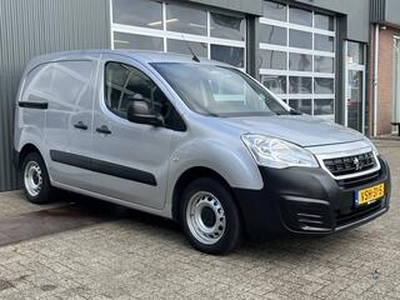 Peugeot PARTNER 120 1.6 HDI 75pk BTW / Bpm vrij Marge Airco Cruise controle Parkeerhulp achter Navigatiesysteem Dealer onderhouden Euro 6 Ex overheid Bpm en btw vrij voor particulier gebruik!!