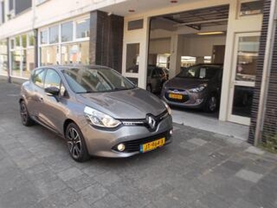 Renault CLIO 0.9 TCe Eco2 Dynamique NIEUWSTAAT,NAVI,AIRCO