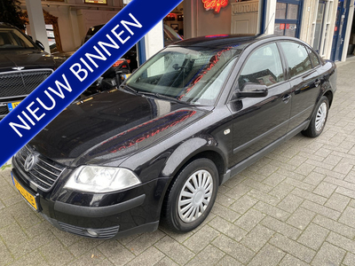 Volkswagen Passat 1.6 Trendline FACELIFT