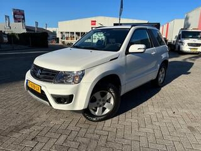 Suzuki GRAND VITARA 2.4 166PK EXCLUSIVE AUTOMAAT 4X4 AIRCO