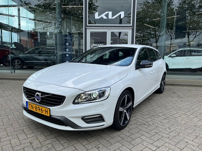 VOLVO V60 2.0 T4 Business Sport R-Design Navi+BT+Camera PDC ECC-Airco Smartkey Cr.Control Leder+Stoelverw.