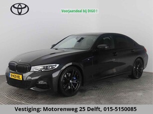 BMW 3 Serie 330i HIGH EXECUTIVE 259 PK 1e EIG.NL AUTO .100%