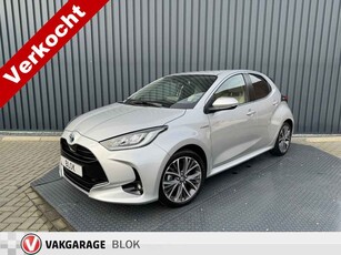 Toyota Yaris 1.5 Hybrid Executive | UNIEK CREME LEER | Afnm. Trekhaak | 10 jr GARANTIE | Rijklaar!!