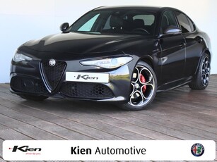 Alfa Romeo Giulia 2.0 T Veloce Ti Navi Xenon PDC voor