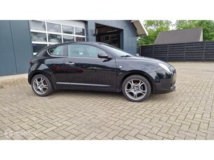 Alfa Romeo MiTo 1.4 / Cruise / Climatronic / Nette auto