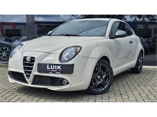 Alfa Romeo MiTo 1.4 T Quadrifoglio Verde (bj 2015)