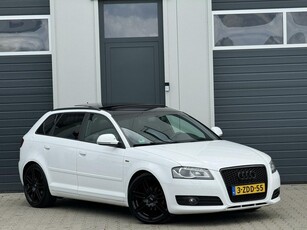 Audi A3 Sportback 1.8 TFSI S-Line / DSG / Pano / 200PK+