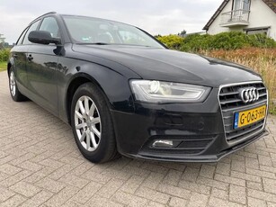 Audi A4 Avant 2.0 TDI ultra Sport Edition (bj 2015)