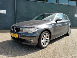 BMW 1-serie 118i 168.000Km/5-Deurs/Stoelverwarming