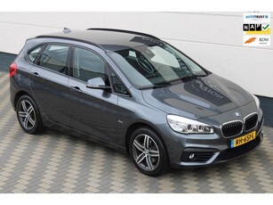 BMW 2-serie Active Tourer 218i Aut. Navi HUD Trekhaak NAP !!