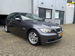 BMW 3-serie 320i High Executive