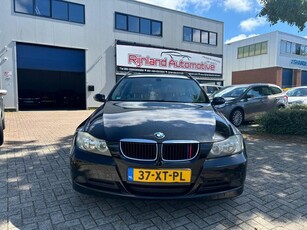 BMW 3-serie Touring 318i