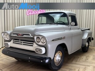 Chevrolet 3100 Apache / Compleet roestvrij / 3,9L