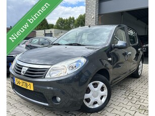 Dacia Sandero 1.2 Lauréate /5DRS /Airco /Dealer onderhouden!