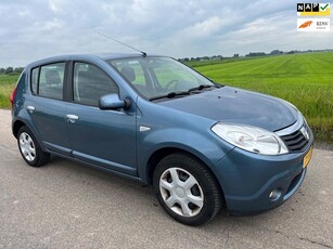 Dacia Sandero 1.6 Lauréate / airco !