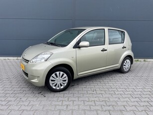 Daihatsu Sirion 2 1.0-12V Trend bouwjaar 2009 met airco (