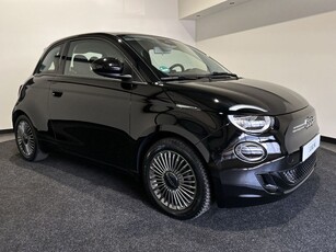 Fiat 500E Icon Limousine 42 kWh Met iconisch design van