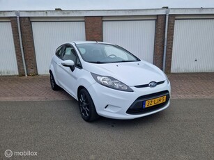 Ford Fiesta 1.25 Limited / Airco / Nieuwe APK / Afneembare