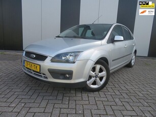 Ford Focus 1.6-16V Futura