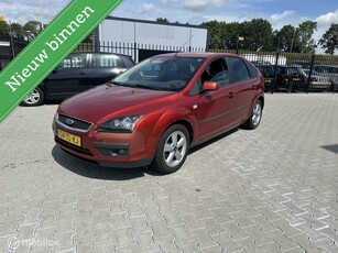 Ford Focus 1.6-16V Futura airco goed onderhouden