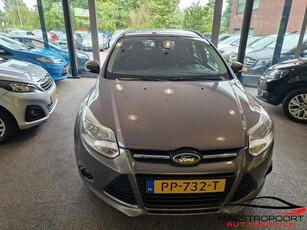 Ford Focus Wagon 1.0 EcoBoost Titanium