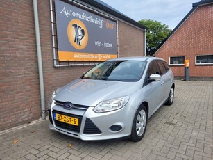 Ford FOCUS Wagon 1.0 EcoBoost Trend (motor defect)