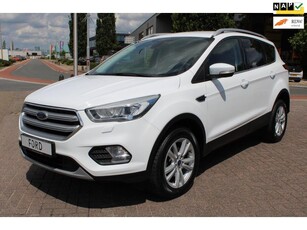 Ford Kuga 1.5 EcoBoost Titanium 2000 KG Trekkracht!