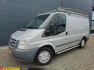 Ford Transit 260S 2.2 TDCI Airco imperiaal trekhaak 3-pers