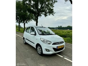 Hyundai i10 1.2 -NEW APK - PARKEERSENSOR -AIRCO -1E EIGENAAR