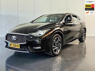 Infiniti Q30 1.6t Premium Tech