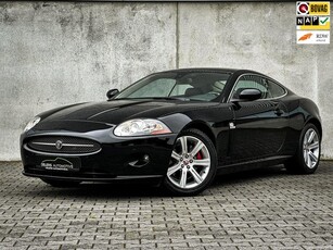 Jaguar XK 4.2 V8 Coupé Clima Cruise Metalic Navi