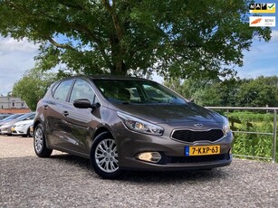 Kia Cee'd 1.6 GDI Business Pack Navi + Clima + Cruise +