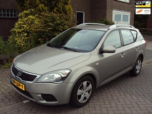 Kia Cee'd Sporty Wagon 1.4 CVVT X-tra