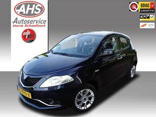 Lancia Ypsilon 0.9 TwinAir Opening Edition AUTOMAAT