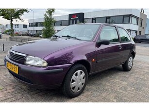 Mazda 121 1.3i GLX 136.000km APK Gek. 08-2025