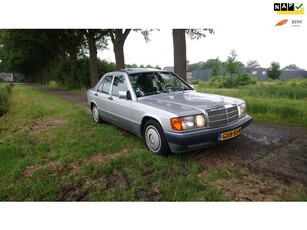 Mercedes-Benz 190-serie 2.3 E Sport Line met Nieuwe Apk !