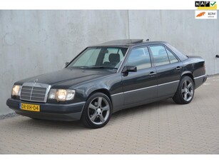 Mercedes-Benz 200-500 (W124) 250D NL Auto Roestvrij in Topconditie 17'' Schuifdak