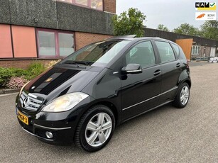 Mercedes-Benz A-klasse 180 Avantgarde Automaat Pano Navi